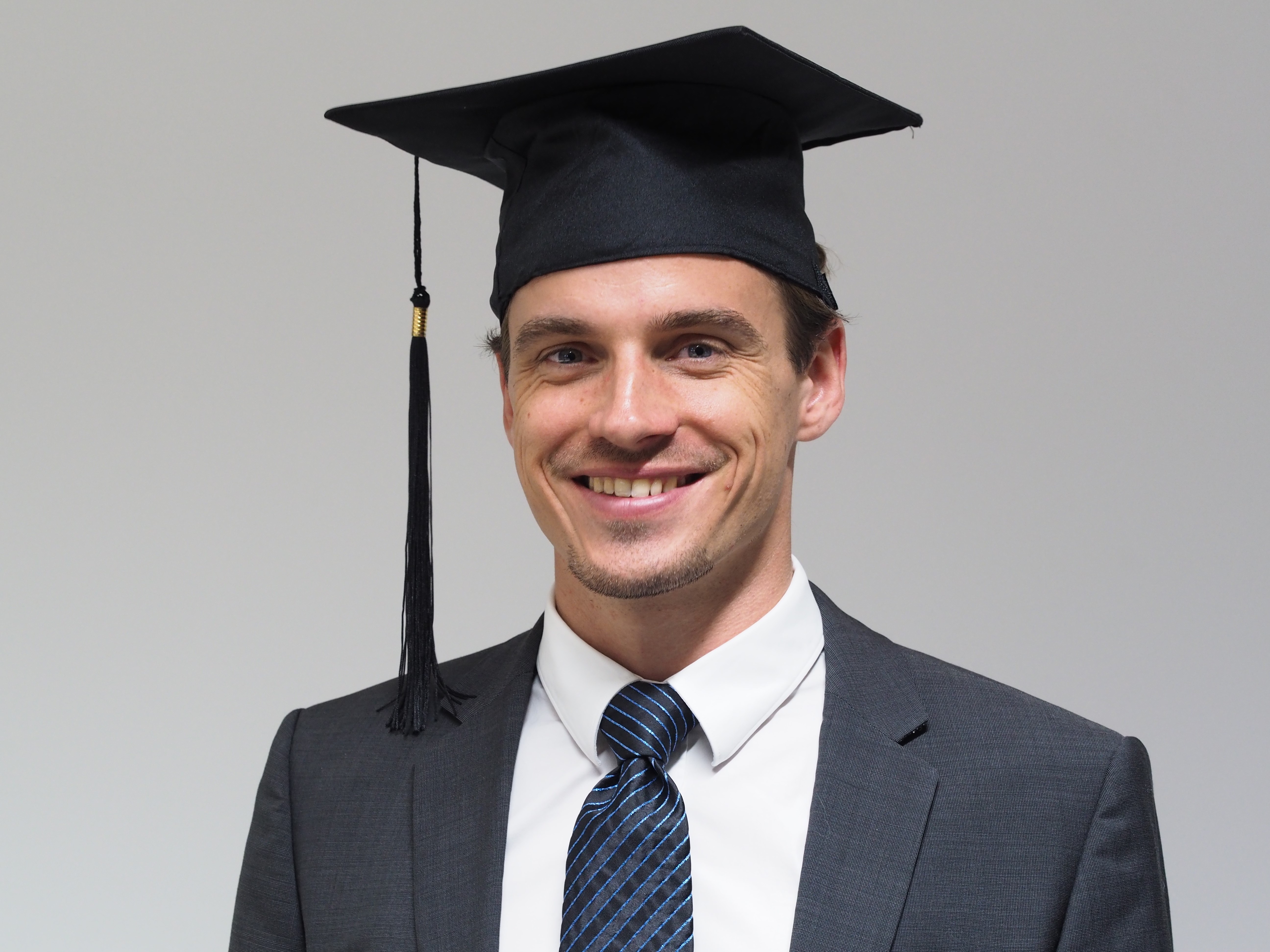 Zum Artikel "02.10.2018: David Meinel schließt Promotion zum Thema „Architektur applikationsspezifischer Multi-Physics-Simulationskonfiguratoren am Beispiel modularer Triebzüge“ ab."