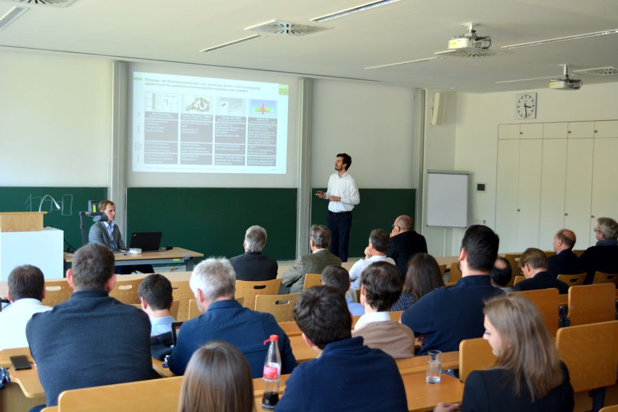 Zum Artikel "05.10.2018: Alumni-Treffen des Lehrstuhl FAPS"