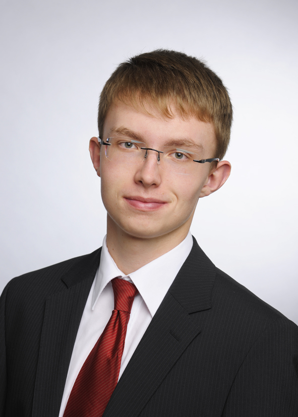 Zum Artikel "01.10.2019: Neuer Mitarbeiter am Lehrstuhl FAPS | Michael Hechtel"