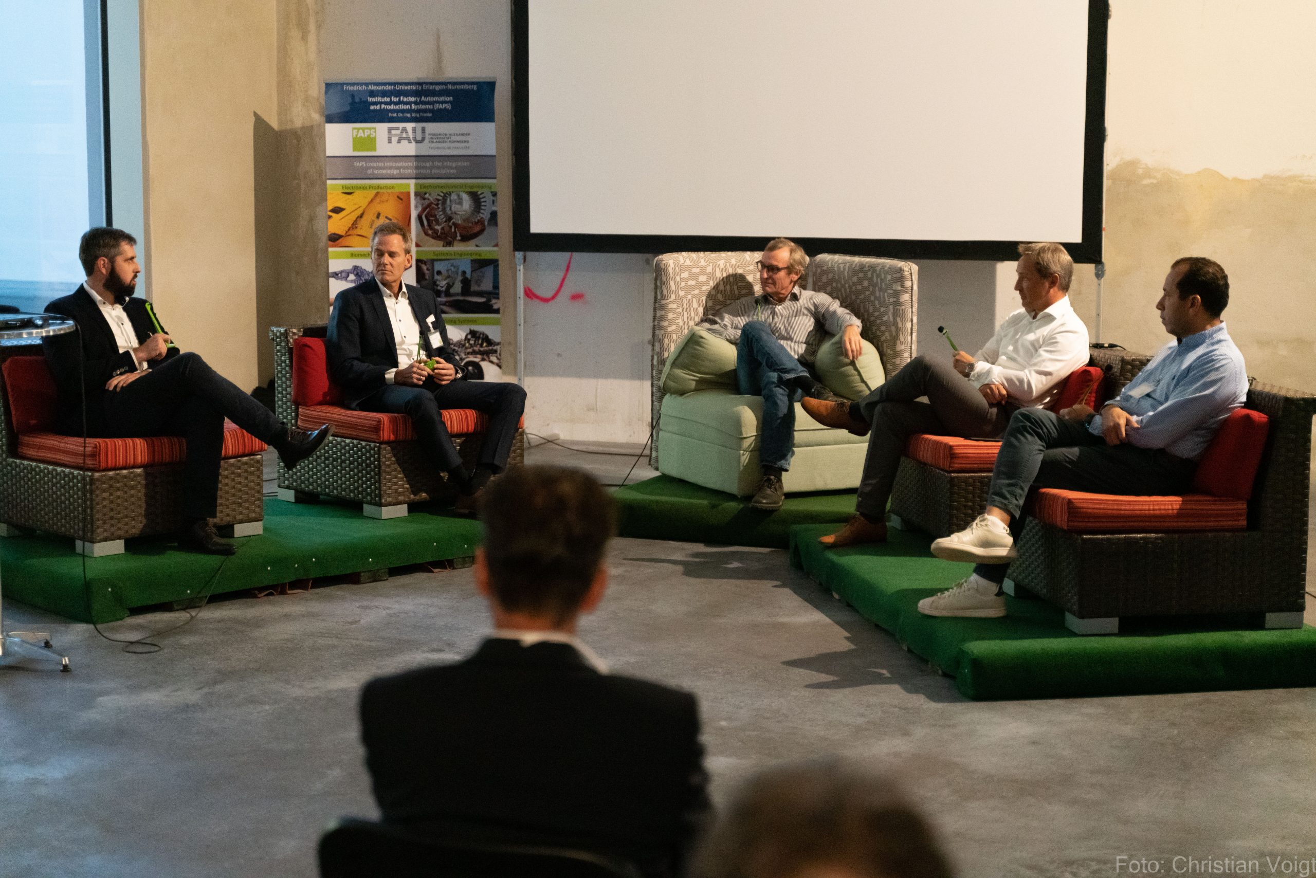 Zum Artikel "15.10.2021: Relaunch nach dem Lockdown – Das FAPS Alumni Networking Event (FANE) 2021 vernetzt Ehemalige und Aktive nach dem Lockdown"