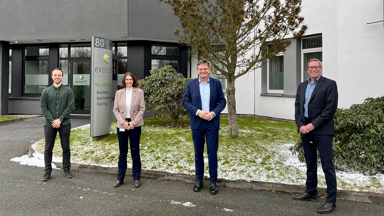 Zum Artikel "03.02.2022: Forcierung einer Kooperation von FAPS und evosoft im Bereich der Wertstrom-Optimierung für die fertigende Industrie"