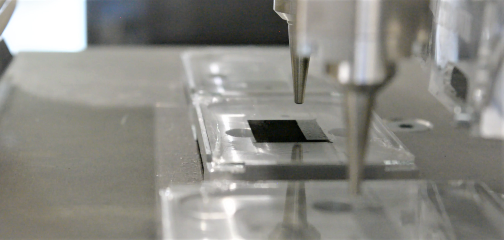 Zum Artikel "Additive Fertigung dielektrischer Elastomere für die industrielle Anwendung – AMDEA"
