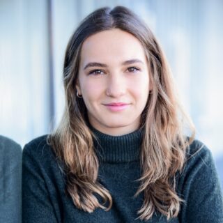 Zum Artikel "01.05.2025: Neuer Research Master am Lehrstuhl FAPS | Aleyna Gökçen, B. Sc."